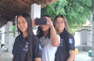 Estudantes piauienses criam óculos de realidade virtual com materiais recicláveis (Foto: Ascom Seduc)