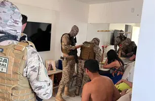 Ex-doméstica e comerciante são presos em operação Ouro Sujo (Foto: Reprodução)