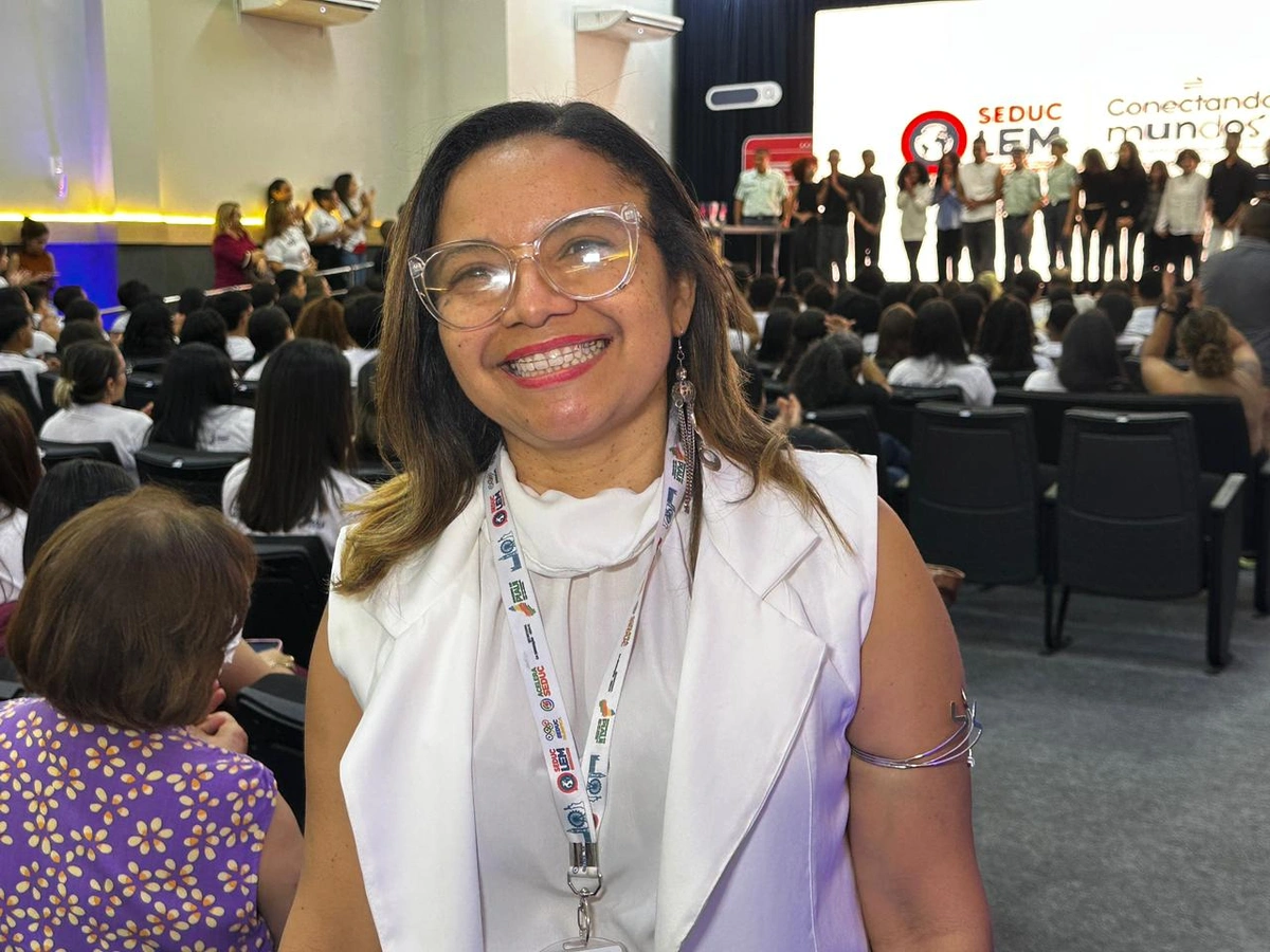 Francineide Martins - diretora do CCL