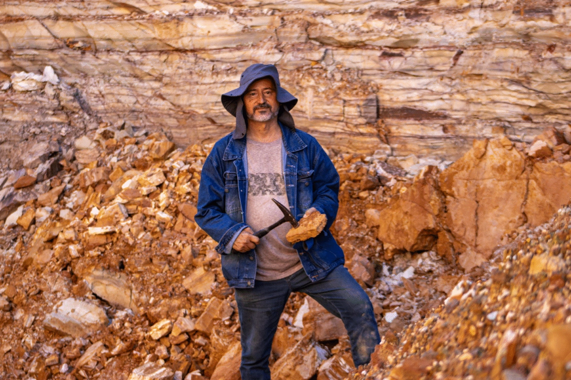 Geólogo piauiense é selecionado para redigir o Guia Internacional da Opala