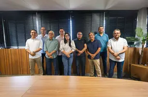 Gilberto Júnior recebe prefeitos para tratar sobre aterro sanitário e limpeza (Foto: Divulgação)