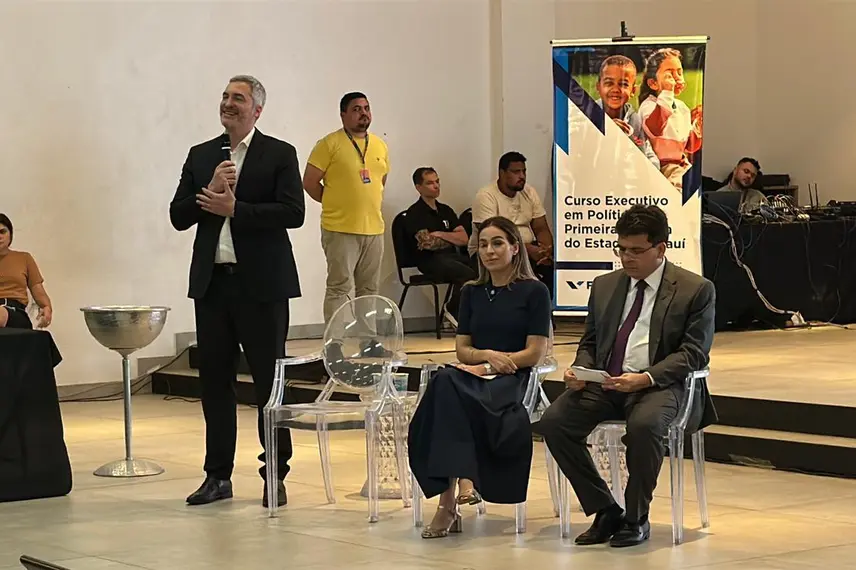 Governo do Piauí lança curso inédito sobre políticas da primeira infância