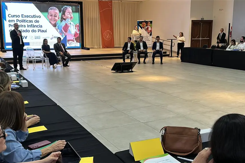 Governo do Piauí lança curso inédito sobre políticas da primeira infância