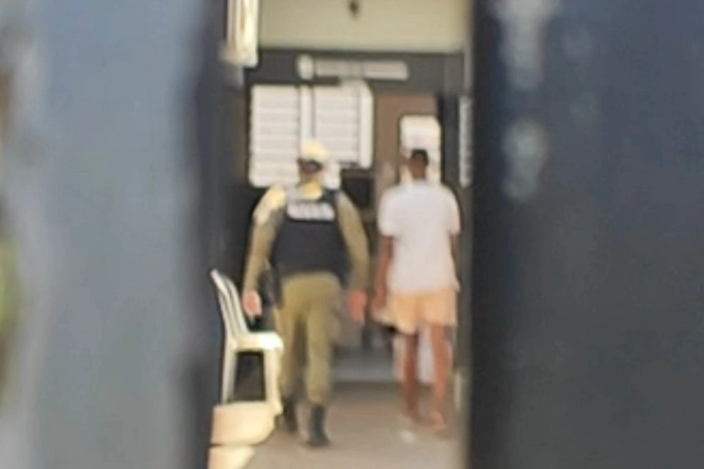 Homem é detido com celular roubado na zona Leste de Teresina