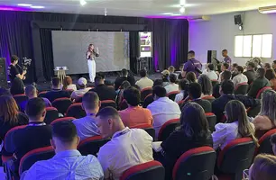 Imagens da palestra de Luma França (Foto: Conecta Piauí)