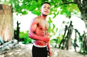 Jovem de 24 anos  morre após ser atingido por golpes de faca em Oeiras (Foto: Reprodução)