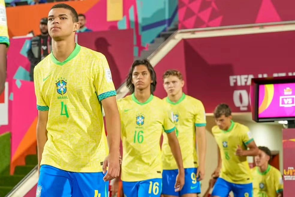 Luis Eduardo, zagueiro do Grêmio, no Mundial Sub-17