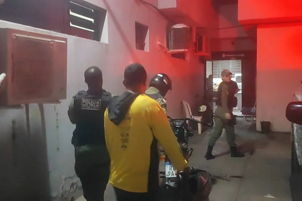 Mulher perde R$ 4,8 mil em golpe e suspeito é levado à Central em Teresina