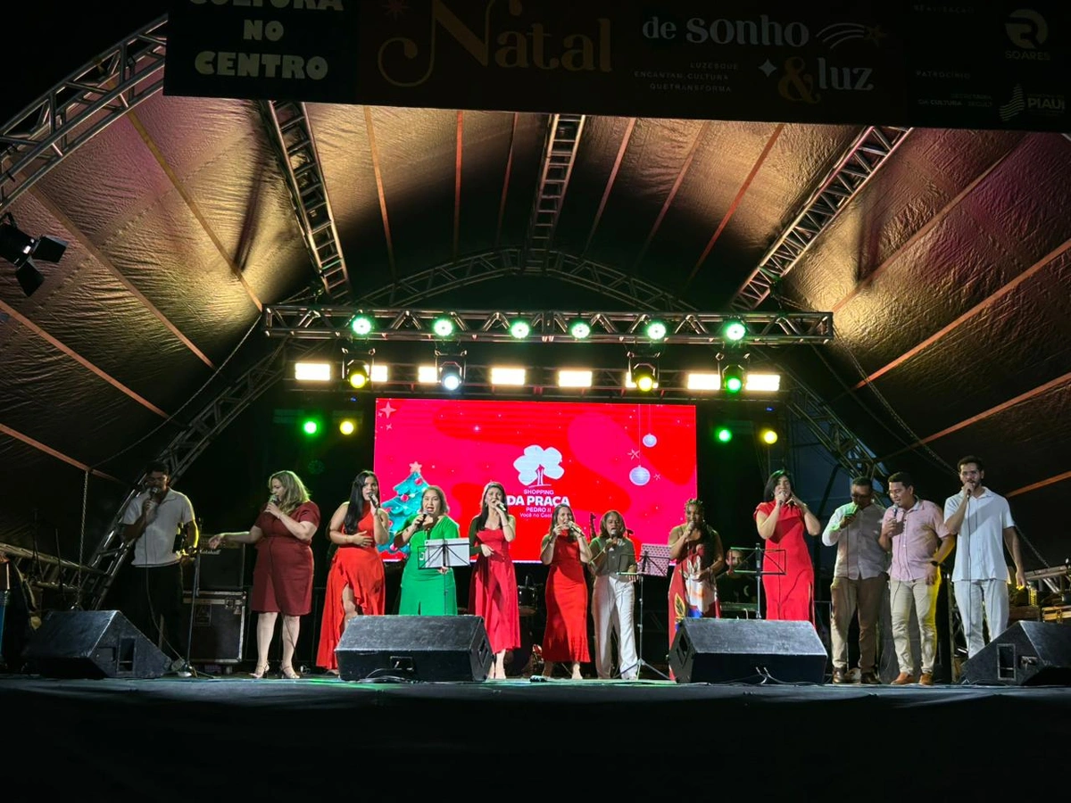 Natal de Sonho e Luz: Governo inaugura decoração no Karnak e Av. Antonino Freire