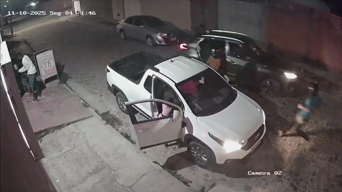 Nove assaltantes rendem família e assaltam depósito de gás em Teresina