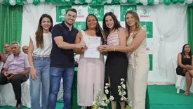 Novos servidores tomam posse após aprovação no concurso público de Aroazes (Foto: Reprodução)