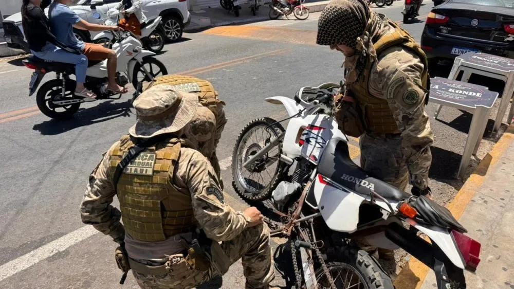 Operações simultâneas fecham pontos de facção e apreendem drogas em Pedro II