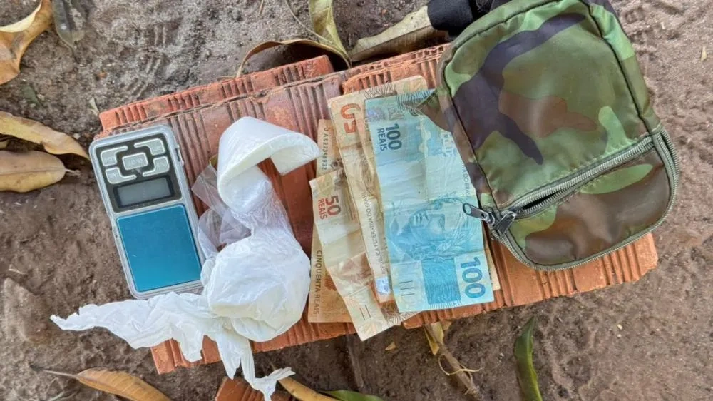 Operações simultâneas fecham pontos de facção e apreendem drogas em Pedro II