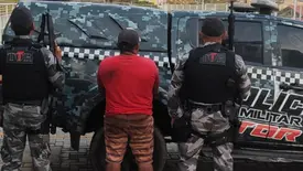 Padrasto é preso suspeito de filmar enteada de 13 anos durante banho, no Piauí (Foto: Reprodução)