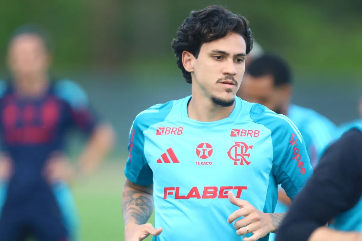 Pedro em treino do Flamengo