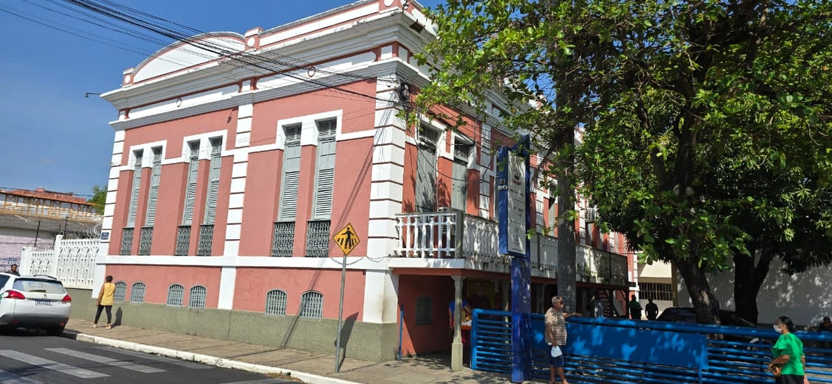 PF bloqueia mais de R$ 40 milhões em operação que investiga desvios na SEMEC