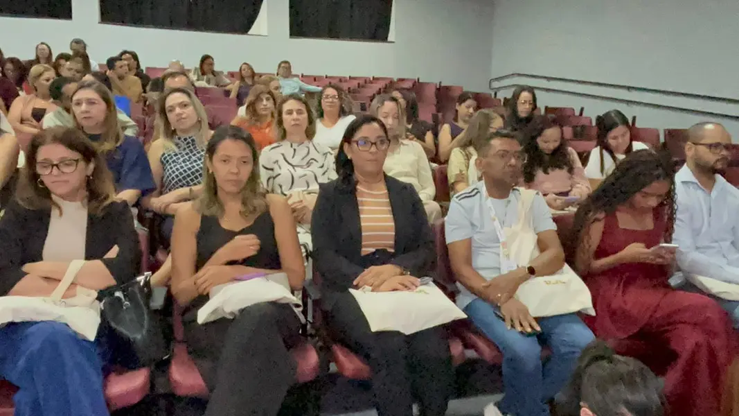 Piauí recebe entrega de Carteiras Nacionais Docentes com a presença de ministros