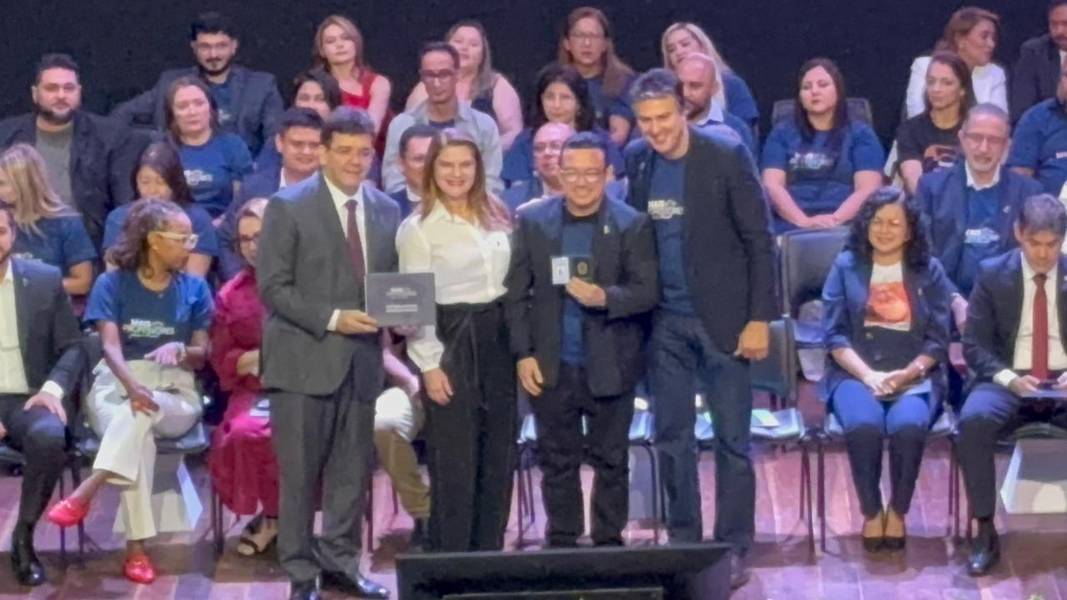 Piauí recebe entrega de Carteiras Nacionais Docentes com a presença de ministros