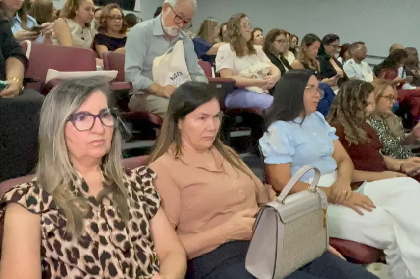 Piauí recebe entrega de Carteiras Nacionais Docentes com a presença de ministros