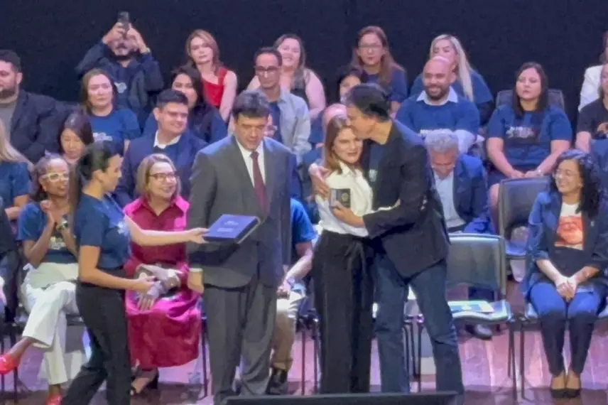 Piauí recebe entrega de Carteiras Nacionais Docentes com a presença de ministros