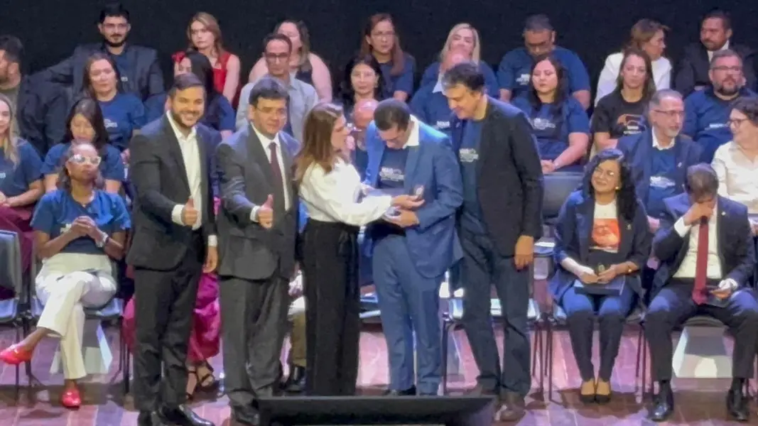 Piauí recebe entrega de Carteiras Nacionais Docentes com a presença de ministros