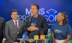 Piauí recebe entrega de Carteiras Nacionais Docentes com a presença de ministros