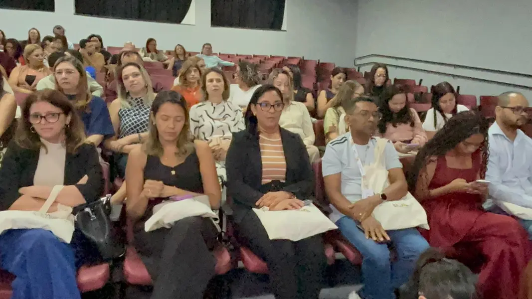 Piauí recebe entrega de Carteiras Nacionais Docentes com a presença de ministros