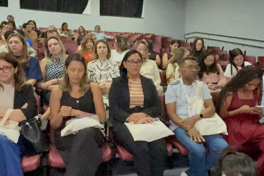 Piauí recebe entrega de Carteiras Nacionais Docentes com a presença de ministros