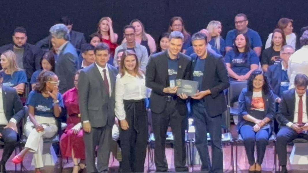 Piauí recebe entrega de Carteiras Nacionais Docentes com a presença de ministros