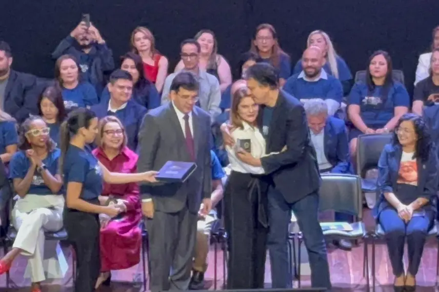Piauí recebe entrega de Carteiras Nacionais Docentes com a presença de ministros