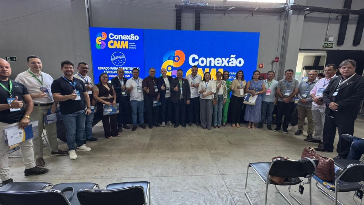 Prefeito de Hugo Napoleão reforça diálogo municipalista na Conexão CNM em Teresina