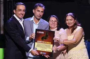 Prefeito de Paulistana recebe prêmio de referência na área da Saúde (Foto: Reprodução)