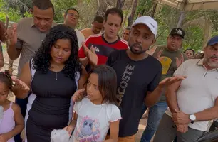 Prefeitura de Amarante entrega casa à família que perdeu tudo em incêndio (Foto: Reprodução)