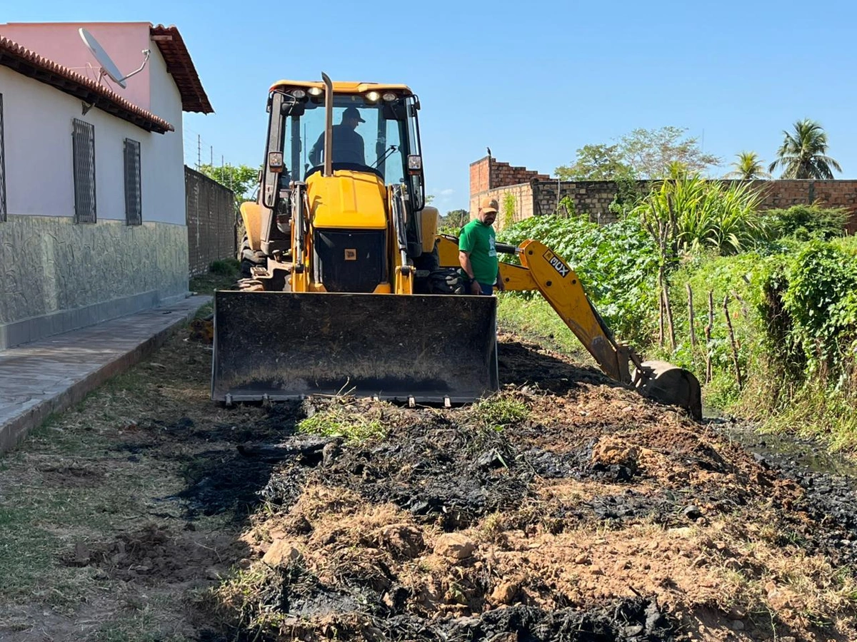 Prefeitura de Esperantina intensifica limpeza nos bairros da cidade