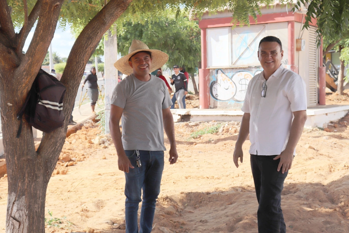 Prefeitura de São Raimundo Nonato intensifica obras para entregar Praça da Igreja de Santa Luzia