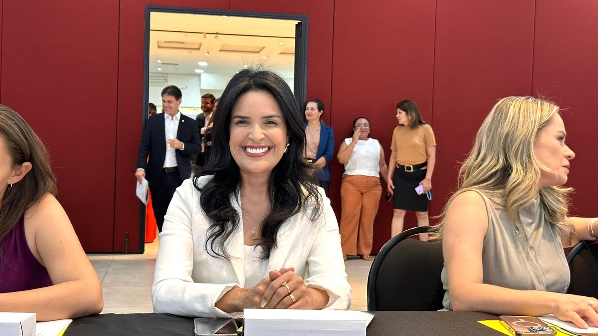 Primeira-dama Talita Ribeiro participa de curso promovido pelo Governo do Estado