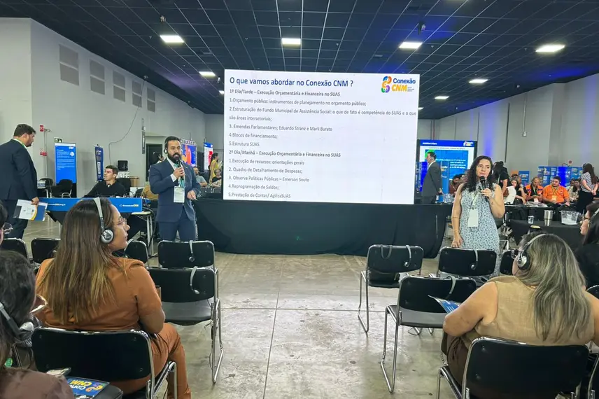 Primeiro dia do Conexão CNM reúne prefeitos piauienses em Teresina