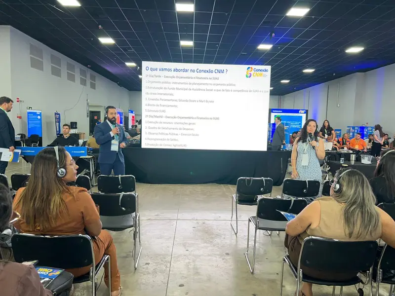 Primeiro dia do Conexão CNM reúne prefeitos piauienses em Teresina