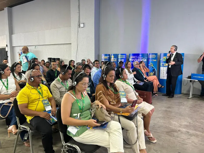 Primeiro dia do Conexão CNM reúne prefeitos piauienses em Teresina