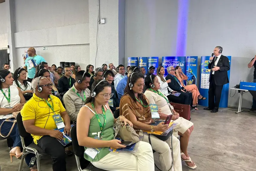 Primeiro dia do Conexão CNM reúne prefeitos piauienses em Teresina