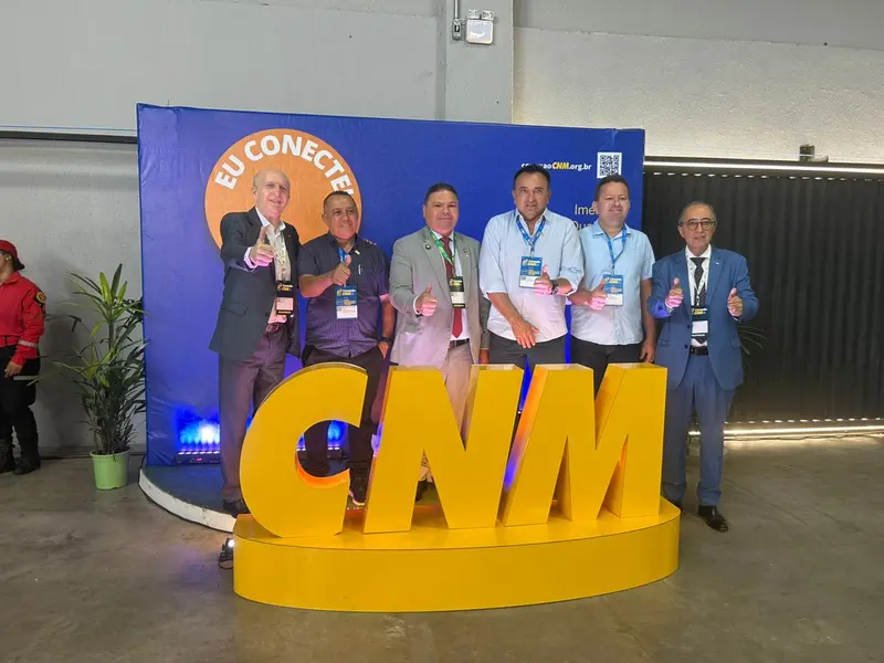 Primeiro dia do Conexão CNM reúne prefeitos piauienses em Teresina