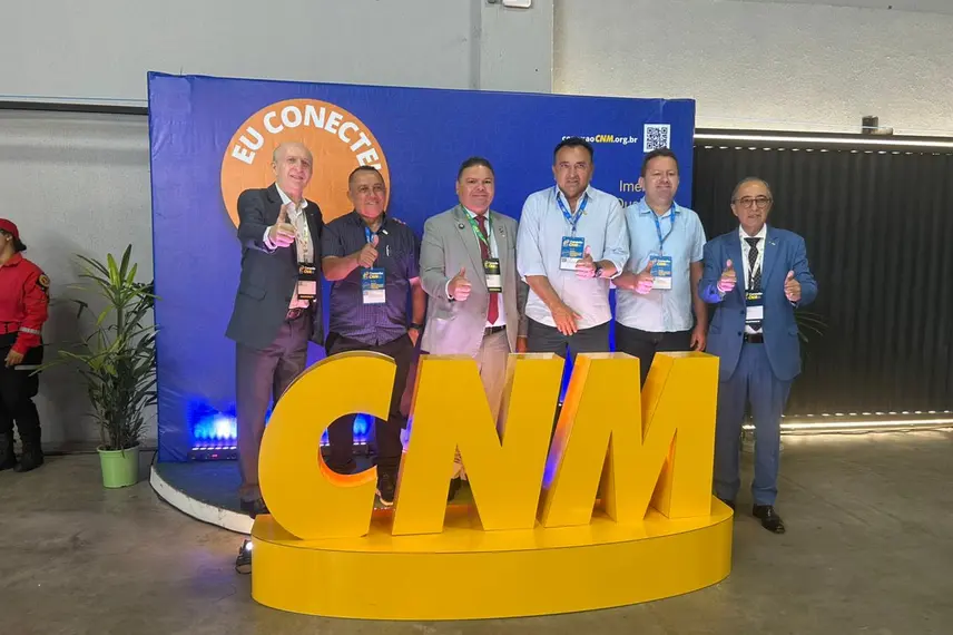 Primeiro dia do Conexão CNM reúne prefeitos piauienses em Teresina