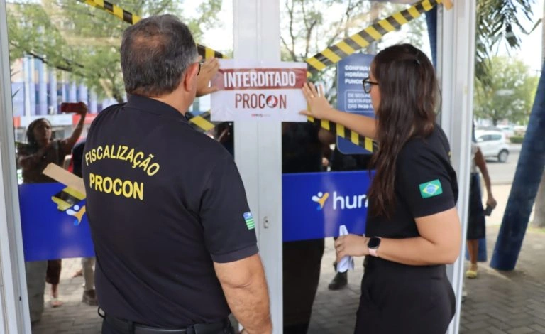 Procon interdita sede da Humana Saúde em Teresina por negar atendimento a autistas