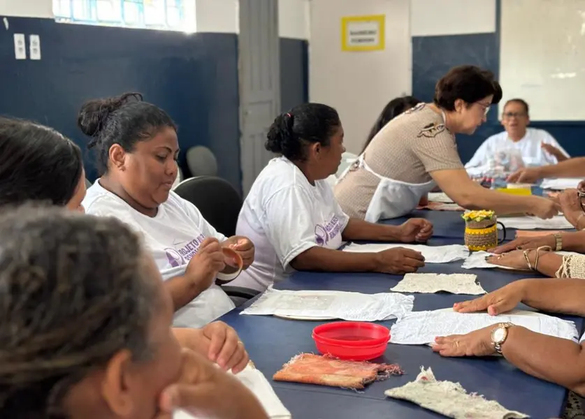 Projeto fortalece empreendedorismo feminino com artesanato e geração de renda