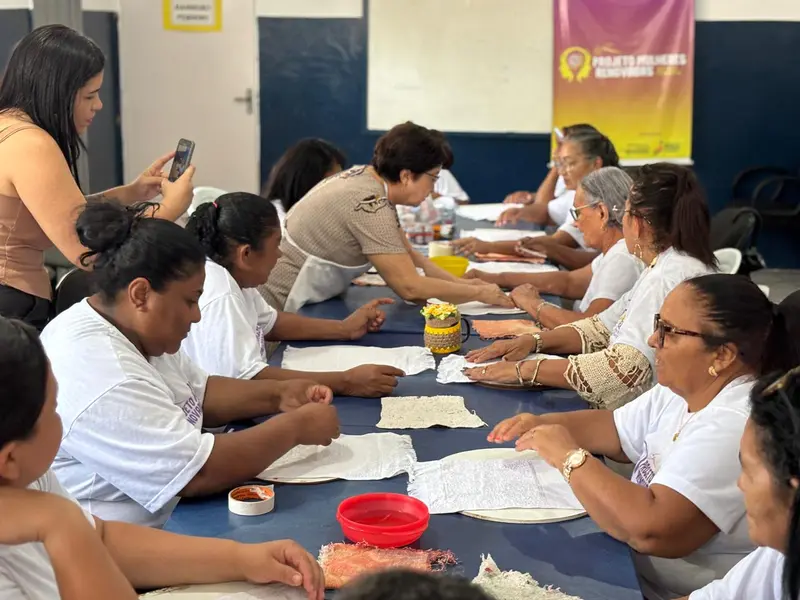 Projeto fortalece empreendedorismo feminino com artesanato e geração de renda