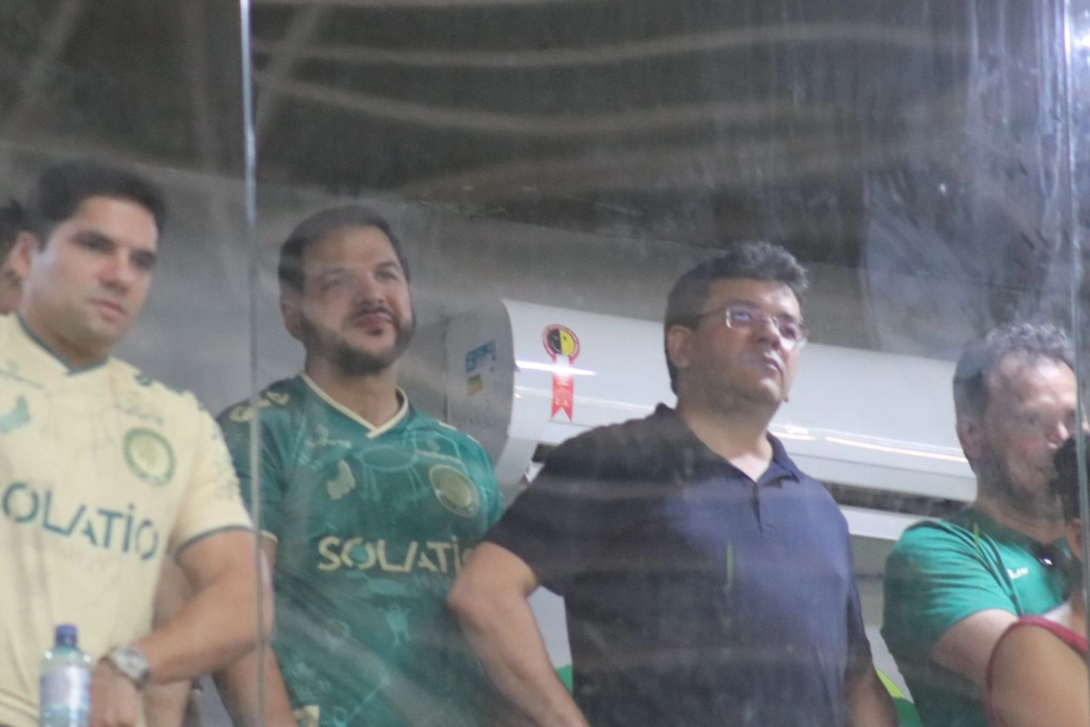 Rafael Fonteles celebra festa no Verdão e diz que Piauí viverá nova era esportiva