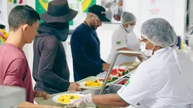 Restaurante Popular do Dirceu faz 1 ano e bate 36 mil refeições por mês (Foto: João Allbert)