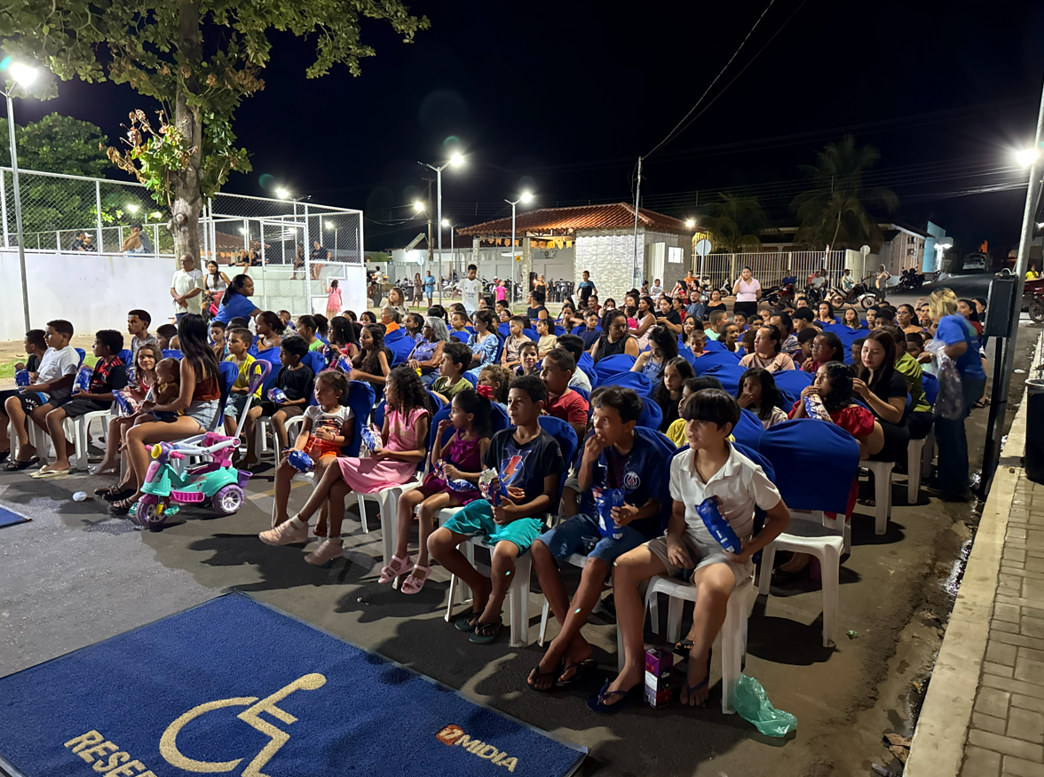 Ribeiro Gonçalves recebe cinema itinerante com 'O Auto da Compadecida II'