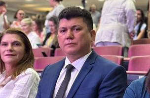 Rubens Vieira participa do lançamento da Carteira Nacional Docente do Brasil (Foto: Reprodução)