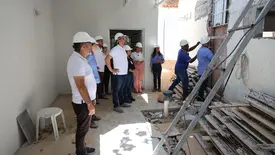 Secretário de Antonio Luiz visita obras do HEDA, em Parnaíba. (Foto: Márcio Sales/Ascom)